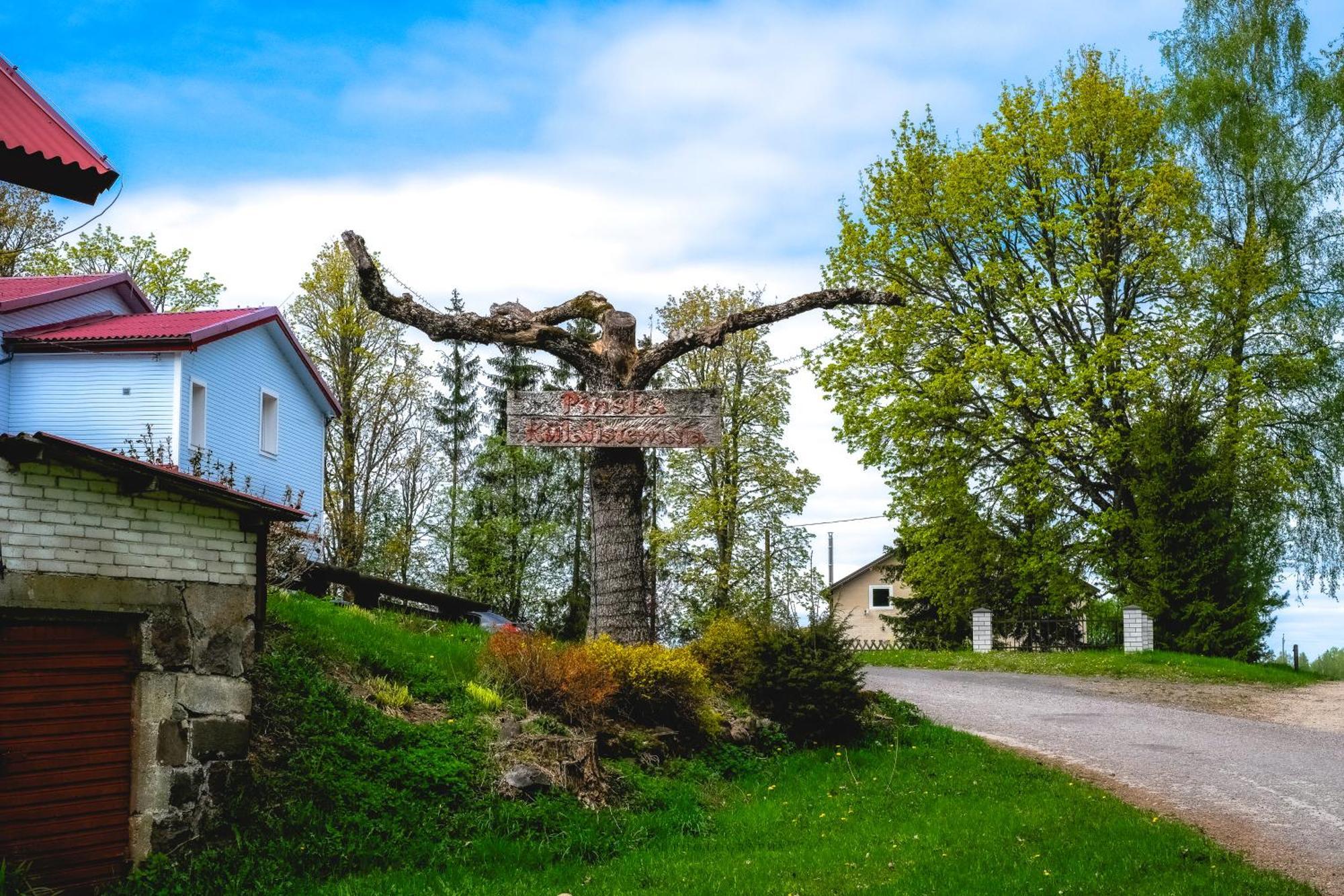 Pinska Guesthouse Exterior photo